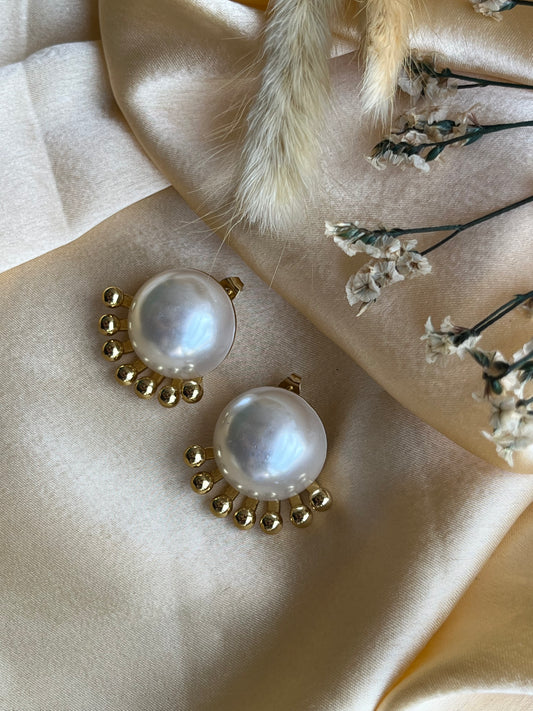 Bold Pearl Earrings