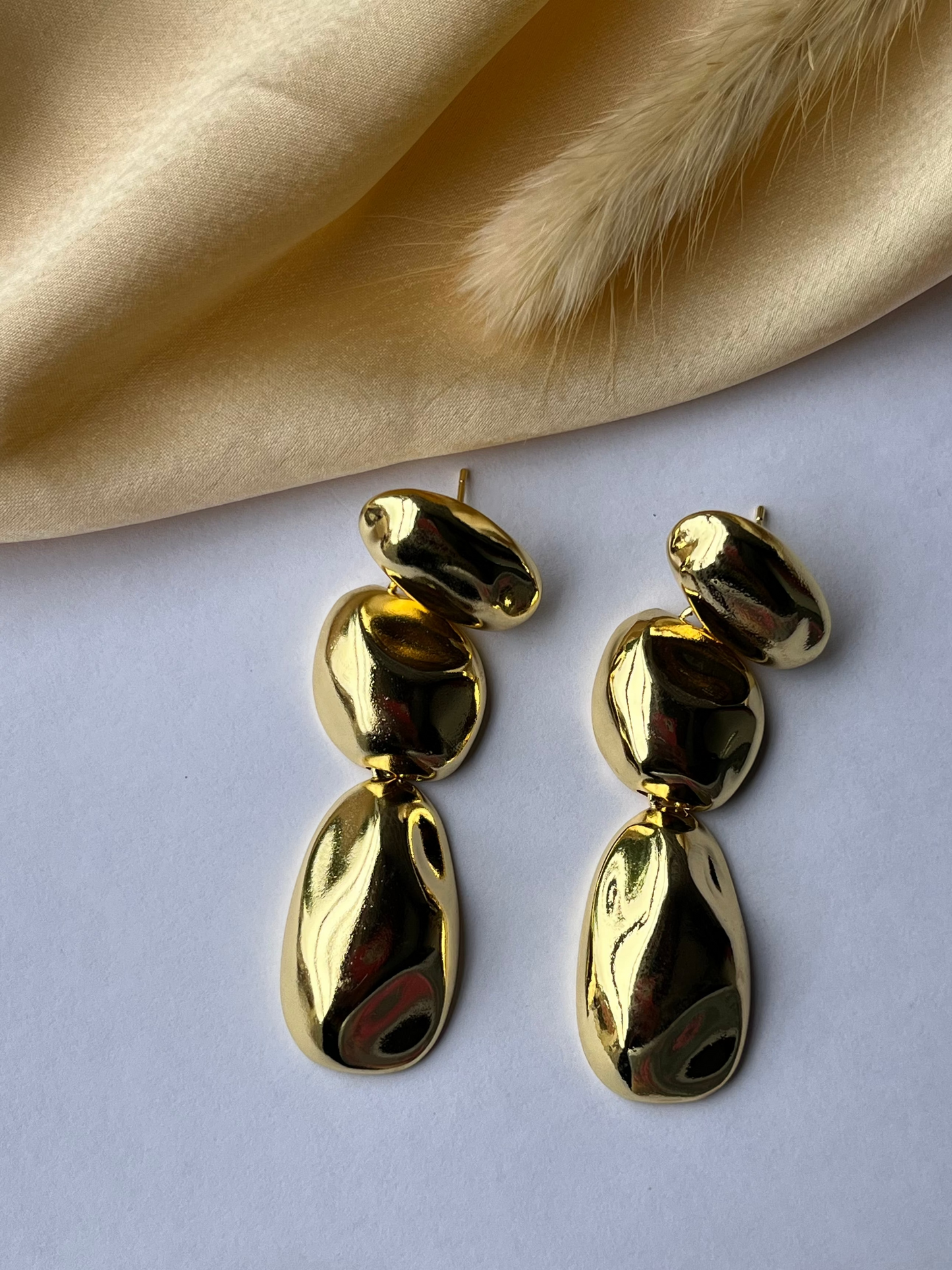 Pebble Long Gold Earrings