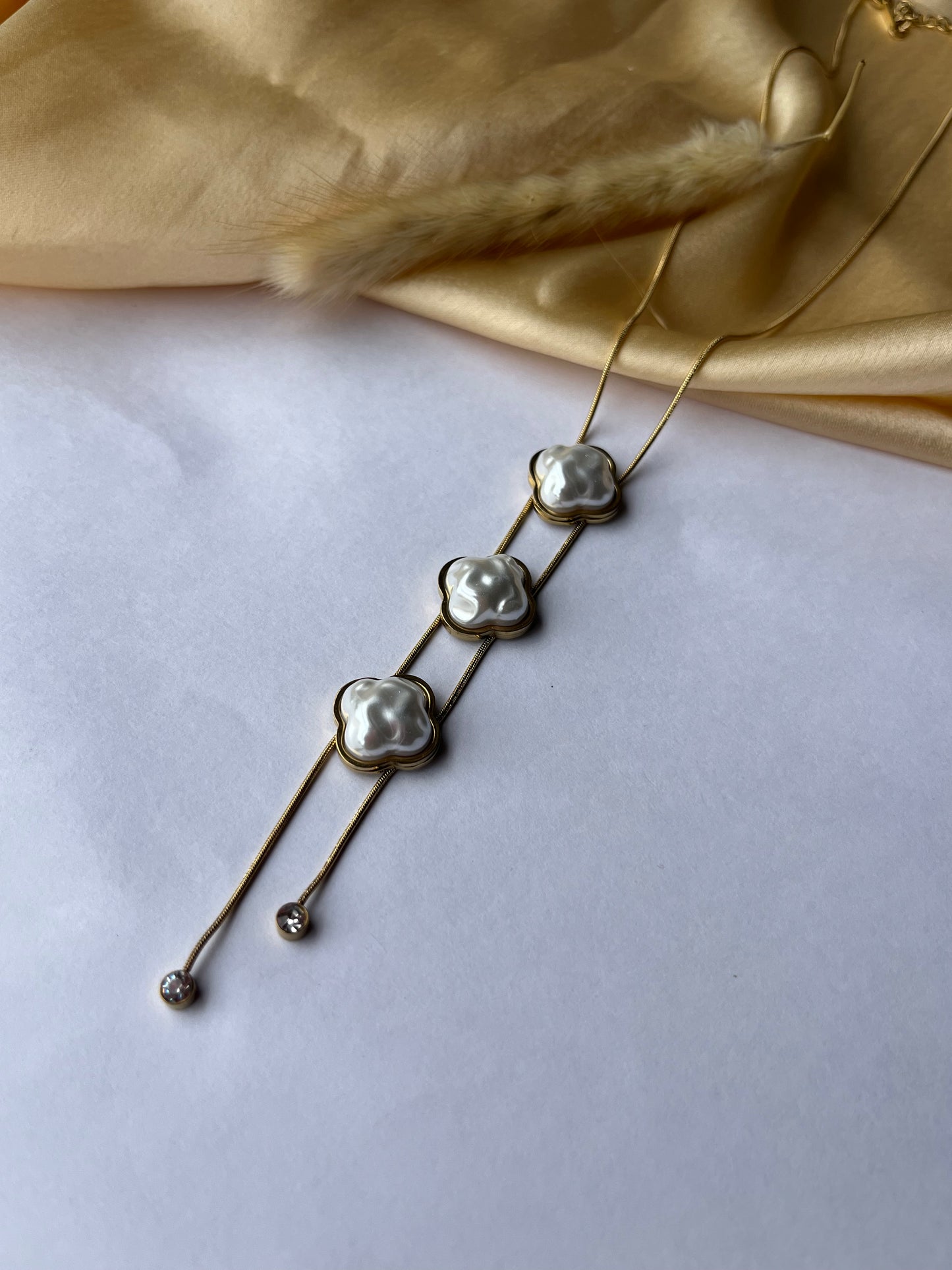 Mother of Pearl Clover Y- Necklace