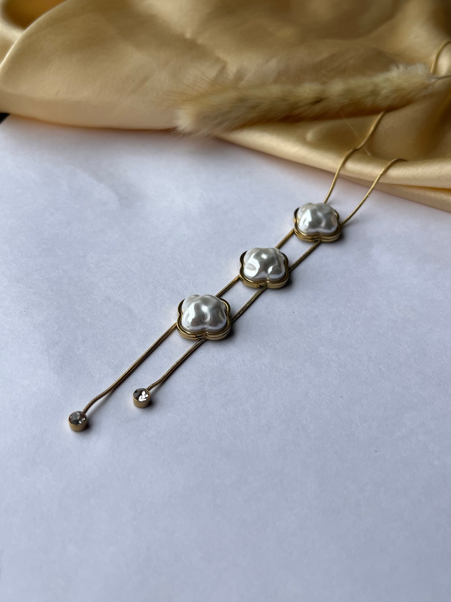 Mother of Pearl Clover Y- Necklace