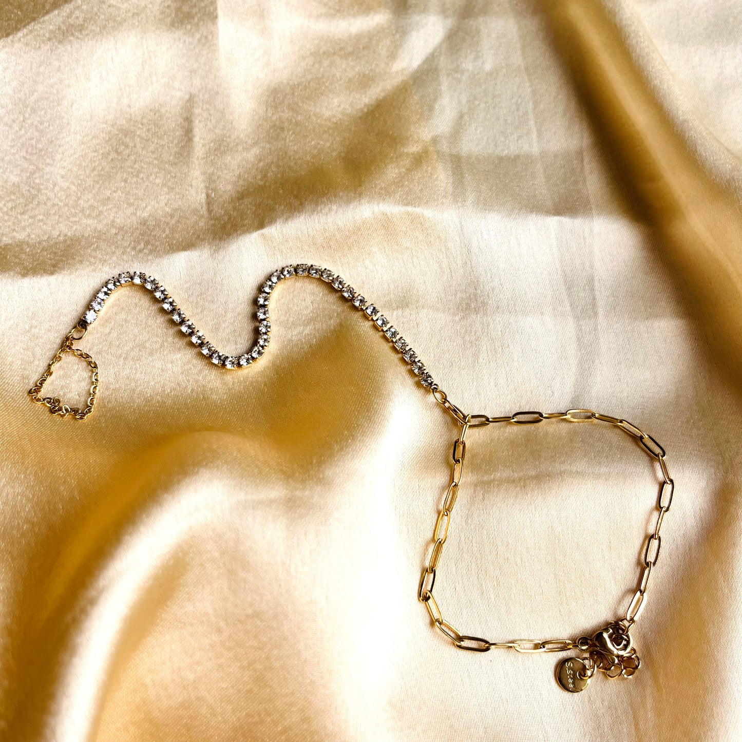 Spark Line Hand Chain