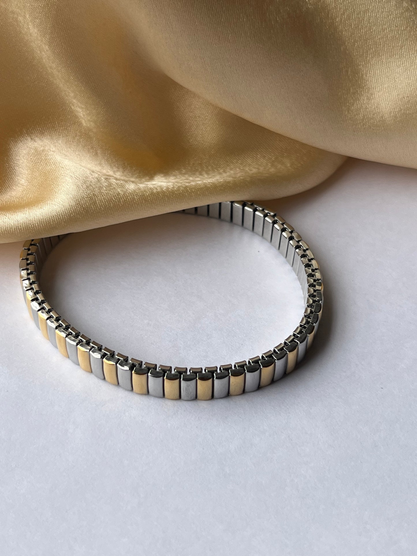 Nova Band Bracelet