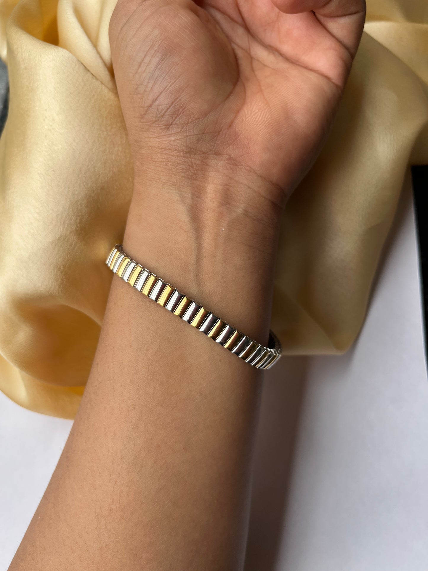 Nova Band Bracelet