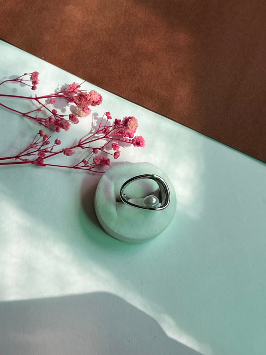 Ivory Dream Pearl Silver Ring