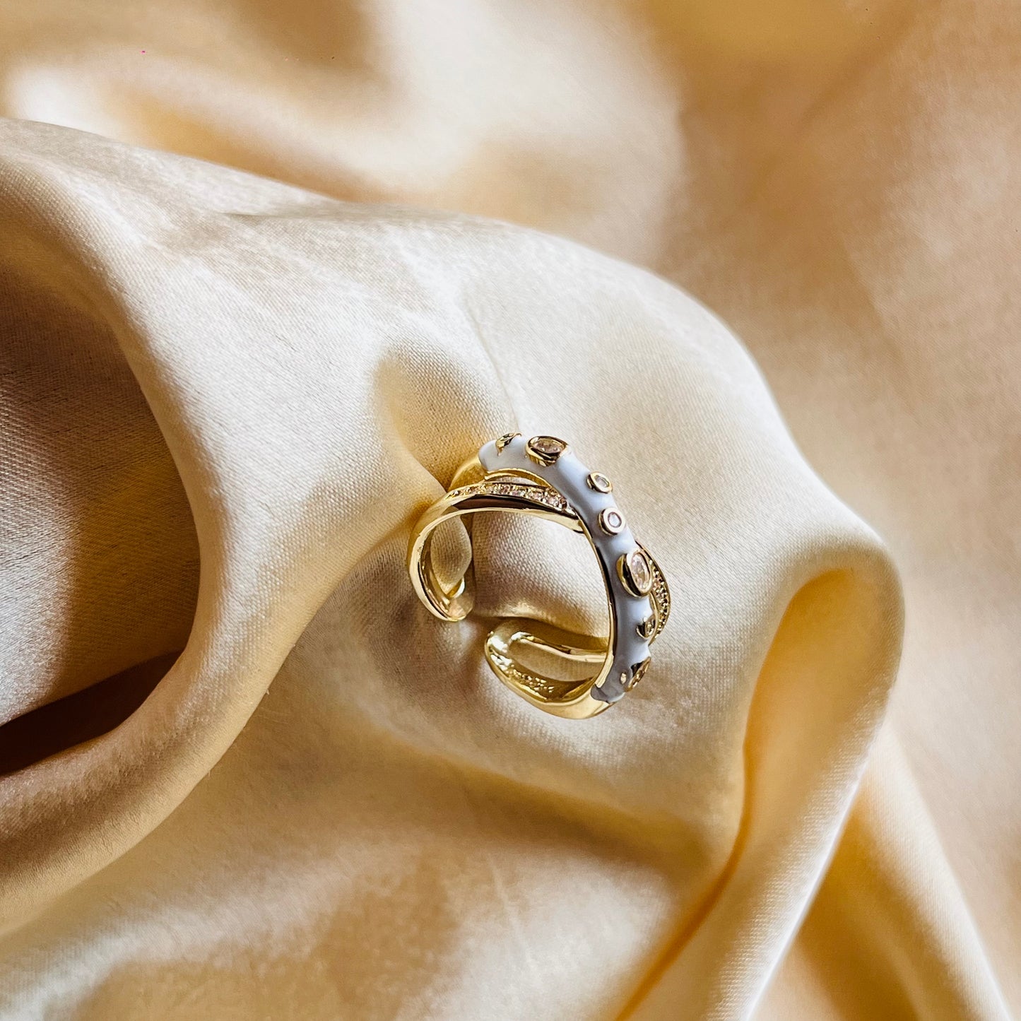The White Meenakari Orb Ring