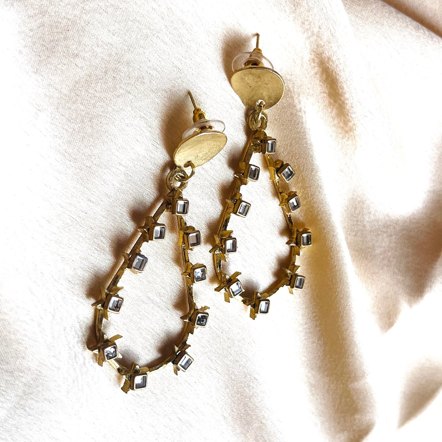 Golden Nova Kundan Star Drops