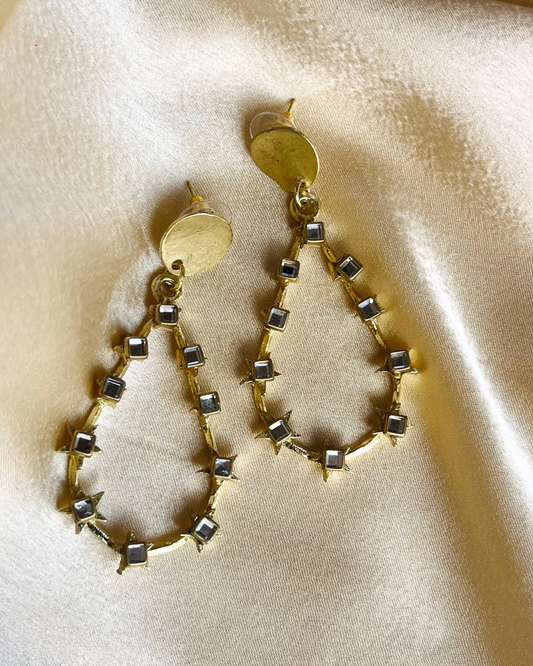 Golden Nova Kundan Star Drops